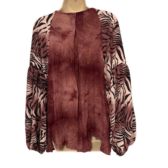 GiGiO USA Purple Animal Print Print Peasant‎ Blouse Large Pre-owned - Picture 4 of 9
